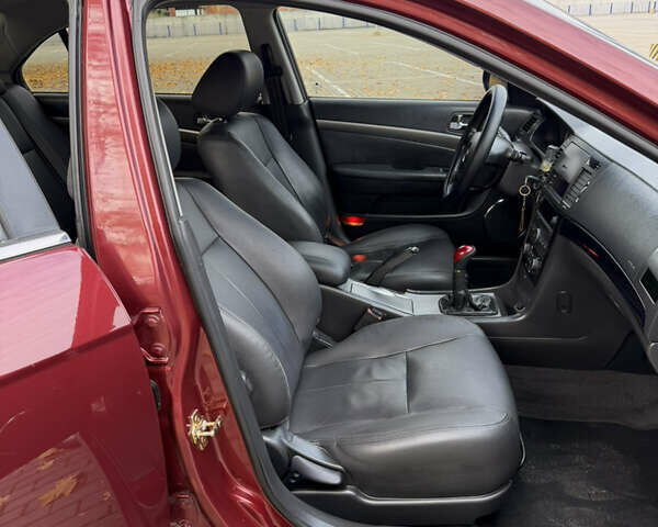 Красный Шевроле Эпика, объемом двигателя 2 л и пробегом 236 тыс. км за 4300 $, фото 31 на Automoto.ua