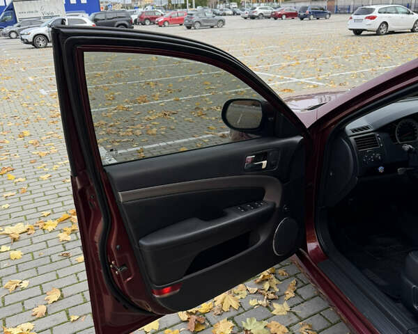 Красный Шевроле Эпика, объемом двигателя 2 л и пробегом 236 тыс. км за 4300 $, фото 18 на Automoto.ua