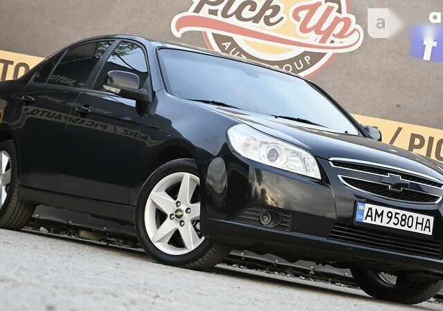 Шевроле Эпика, объемом двигателя 2 л и пробегом 245 тыс. км за 5600 $, фото 4 на Automoto.ua