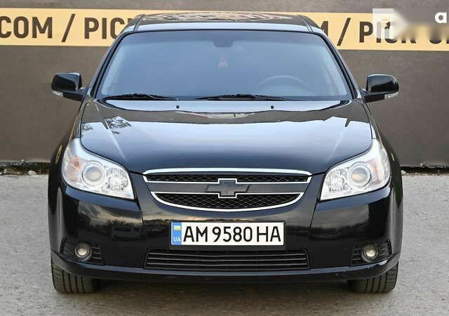 Шевроле Эпика, объемом двигателя 2 л и пробегом 245 тыс. км за 5600 $, фото 8 на Automoto.ua