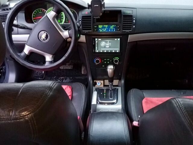 Шевроле Эпика, объемом двигателя 2.5 л и пробегом 190 тыс. км за 4800 $, фото 2 на Automoto.ua