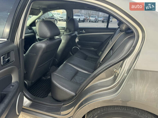 Шевроле Епіка, об'ємом двигуна 2.5 л та пробігом 185 тис. км за 5600 $, фото 13 на Automoto.ua