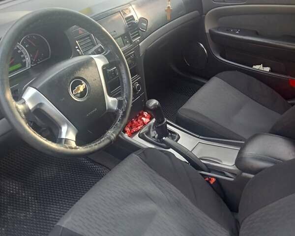 Шевроле Эпика, объемом двигателя 2 л и пробегом 128 тыс. км за 6800 $, фото 8 на Automoto.ua