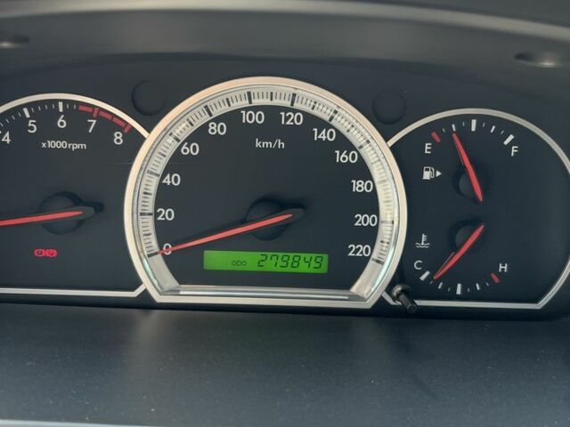 Серый Шевроле Эпика, объемом двигателя 2 л и пробегом 280 тыс. км за 6200 $, фото 4 на Automoto.ua