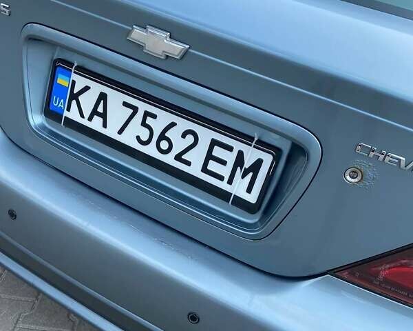 Сірий Шевроле Епіка, об'ємом двигуна 2 л та пробігом 182 тис. км за 3800 $, фото 17 на Automoto.ua