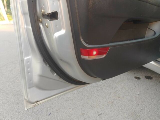 Серый Шевроле Эпика, объемом двигателя 2 л и пробегом 200 тыс. км за 4500 $, фото 11 на Automoto.ua