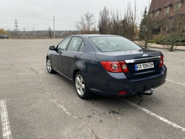 Серый Шевроле Эпика, объемом двигателя 2 л и пробегом 250 тыс. км за 4300 $, фото 4 на Automoto.ua