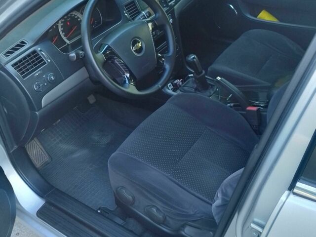 Серый Шевроле Эпика, объемом двигателя 2 л и пробегом 200 тыс. км за 4500 $, фото 9 на Automoto.ua