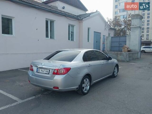 Серый Шевроле Эпика, объемом двигателя 1.99 л и пробегом 238 тыс. км за 4500 $, фото 8 на Automoto.ua