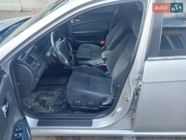 Серый Шевроле Эпика, объемом двигателя 1.99 л и пробегом 238 тыс. км за 4500 $, фото 12 на Automoto.ua