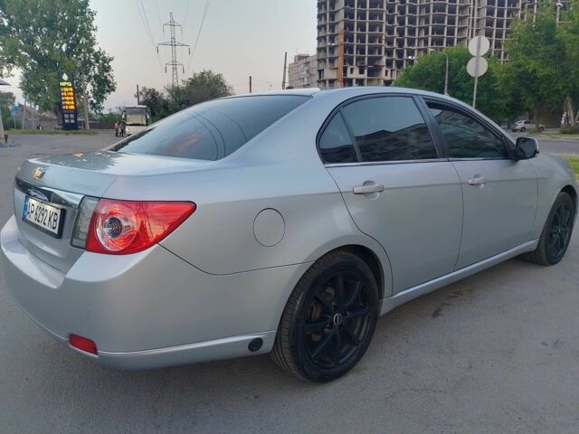 Серый Шевроле Эпика, объемом двигателя 2 л и пробегом 200 тыс. км за 4500 $, фото 6 на Automoto.ua