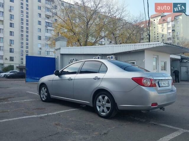 Серый Шевроле Эпика, объемом двигателя 1.99 л и пробегом 238 тыс. км за 4500 $, фото 4 на Automoto.ua