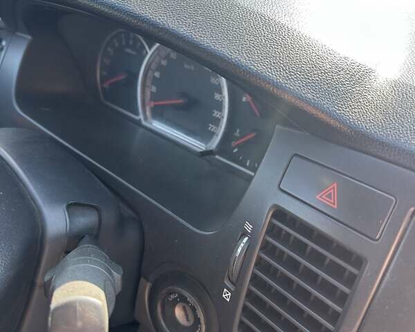 Сірий Шевроле Епіка, об'ємом двигуна 1.99 л та пробігом 234 тис. км за 4000 $, фото 11 на Automoto.ua