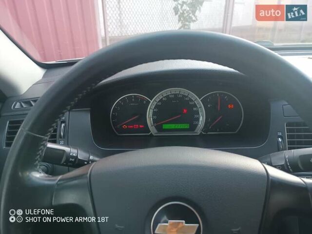 Сірий Шевроле Епіка, об'ємом двигуна 1.99 л та пробігом 234 тис. км за 4000 $, фото 18 на Automoto.ua