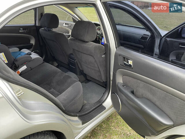 Серый Шевроле Эпика, объемом двигателя 2 л и пробегом 250 тыс. км за 5600 $, фото 27 на Automoto.ua