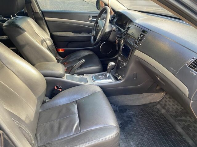 Серый Шевроле Эпика, объемом двигателя 2.5 л и пробегом 250 тыс. км за 4200 $, фото 3 на Automoto.ua