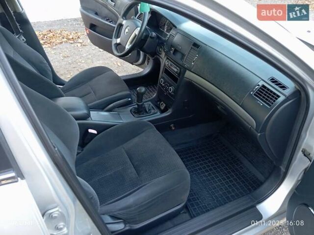 Серый Шевроле Эпика, объемом двигателя 2 л и пробегом 325 тыс. км за 3500 $, фото 10 на Automoto.ua