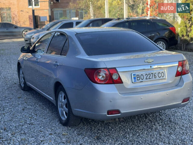 Серый Шевроле Эпика, объемом двигателя 2 л и пробегом 180 тыс. км за 3700 $, фото 6 на Automoto.ua