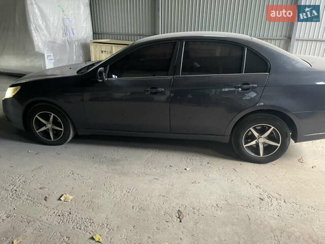 Серый Шевроле Эпика, объемом двигателя 2 л и пробегом 214 тыс. км за 4800 $, фото 2 на Automoto.ua