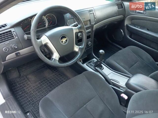 Серый Шевроле Эпика, объемом двигателя 2 л и пробегом 325 тыс. км за 3500 $, фото 14 на Automoto.ua