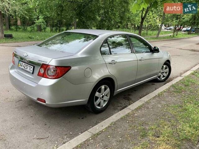 Серый Шевроле Эпика, объемом двигателя 2 л и пробегом 146 тыс. км за 4900 $, фото 7 на Automoto.ua