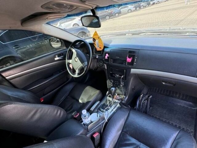 Шевроле Эпика 2007 в Новомосковске на Automoto.ua Серый Шевроле Эпика, объемом двигателя 2.5 л и пробегом 275 тыс. км за 3100 $, фото 4 на Automoto.ua