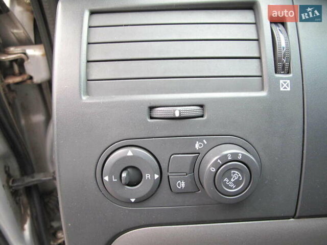 Шевроле Эпика 2007 в Киеве на Automoto.ua Серый Шевроле Эпика, объемом двигателя 2 л и пробегом 346 тыс. км за 2700 $, фото 15 на Automoto.ua