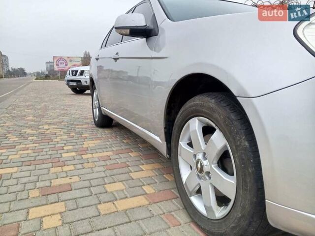 Серый Шевроле Эпика, объемом двигателя 2 л и пробегом 220 тыс. км за 3499 $, фото 15 на Automoto.ua