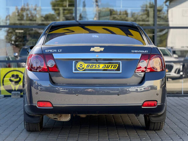 Серый Шевроле Эпика, объемом двигателя 2.5 л и пробегом 139 тыс. км за 7500 $, фото 4 на Automoto.ua