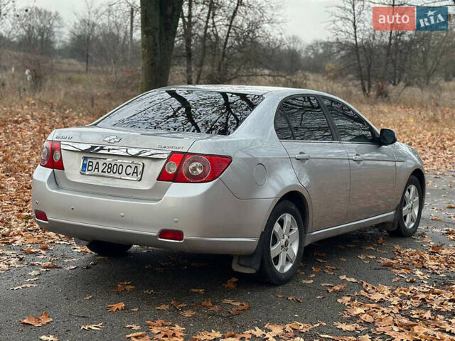 Серый Шевроле Эпика, объемом двигателя 2.49 л и пробегом 245 тыс. км за 3999 $, фото 2 на Automoto.ua