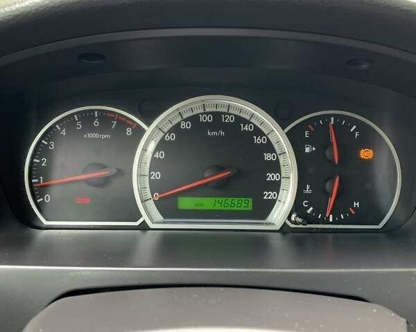 Серый Шевроле Эпика, объемом двигателя 2 л и пробегом 146 тыс. км за 4900 $, фото 2 на Automoto.ua