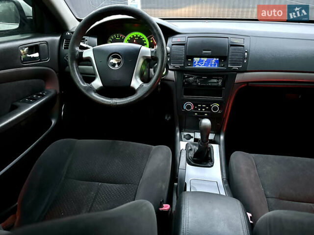 Серый Шевроле Эпика, объемом двигателя 1.99 л и пробегом 220 тыс. км за 2999 $, фото 7 на Automoto.ua