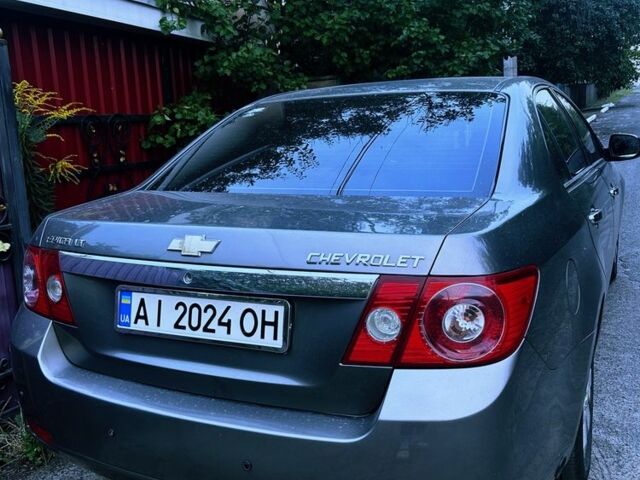 Шевроле Эпика 2007 в Иванкове на Automoto.ua Серый Шевроле Эпика, объемом двигателя 2.5 л и пробегом 300 тыс. км за 4000 $, фото 1 на Automoto.ua