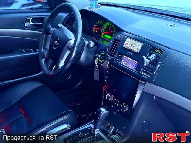 Серый Шевроле Эпика, объемом двигателя 2.5 л и пробегом 280 тыс. км за 4300 $, фото 4 на Automoto.ua