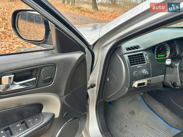 Серый Шевроле Эпика, объемом двигателя 2.49 л и пробегом 245 тыс. км за 3999 $, фото 20 на Automoto.ua