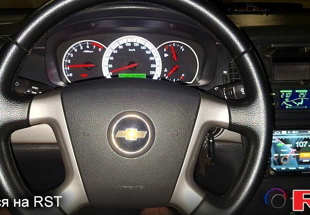 Серый Шевроле Эпика, объемом двигателя 2.5 л и пробегом 153 тыс. км за 5500 $, фото 1 на Automoto.ua