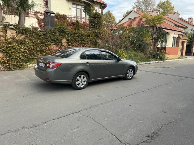 Сірий Шевроле Епіка, об'ємом двигуна 2.5 л та пробігом 150 тис. км за 3499 $, фото 1 на Automoto.ua