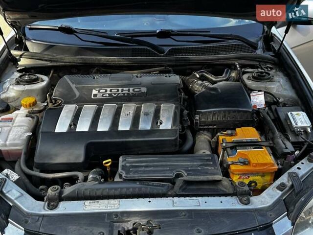 Серый Шевроле Эпика, объемом двигателя 2 л и пробегом 250 тыс. км за 6000 $, фото 13 на Automoto.ua
