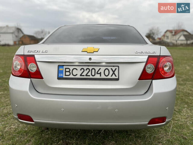 Серый Шевроле Эпика, объемом двигателя 2 л и пробегом 250 тыс. км за 5600 $, фото 12 на Automoto.ua