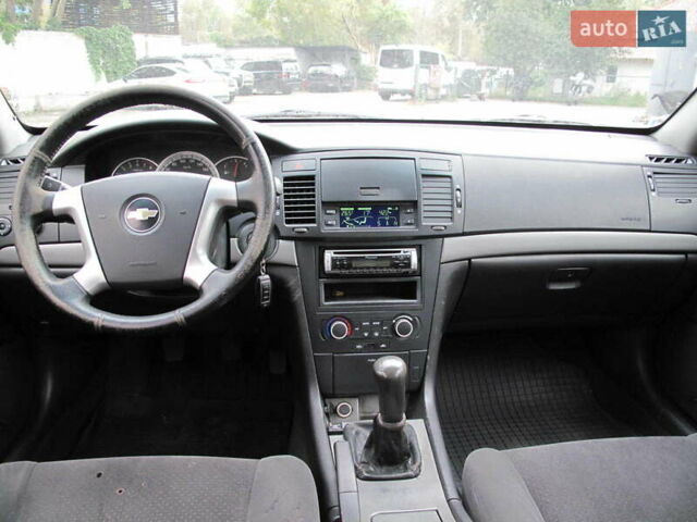 Шевроле Эпика 2007 в Киеве на Automoto.ua Серый Шевроле Эпика, объемом двигателя 2 л и пробегом 346 тыс. км за 2700 $, фото 20 на Automoto.ua