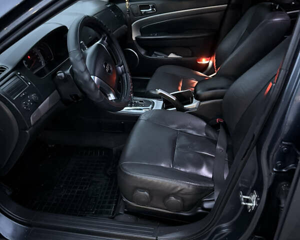 Серый Шевроле Эпика, объемом двигателя 2.49 л и пробегом 318 тыс. км за 4000 $, фото 16 на Automoto.ua