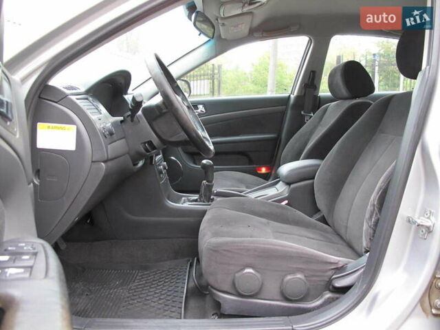 Шевроле Эпика 2007 в Киеве на Automoto.ua Серый Шевроле Эпика, объемом двигателя 2 л и пробегом 346 тыс. км за 2700 $, фото 12 на Automoto.ua