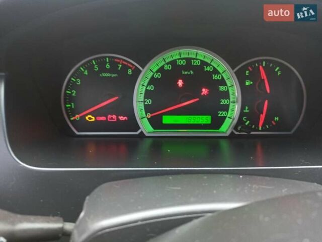 Серый Шевроле Эпика, объемом двигателя 2 л и пробегом 189 тыс. км за 5500 $, фото 12 на Automoto.ua
