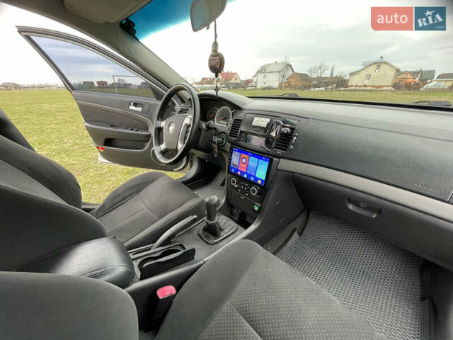 Серый Шевроле Эпика, объемом двигателя 2 л и пробегом 250 тыс. км за 5600 $, фото 17 на Automoto.ua