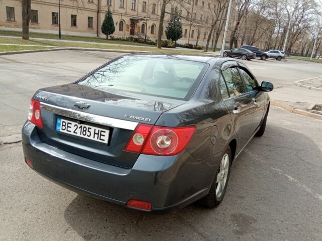 Шевроле Эпика 2007 в Николаеве на Automoto.ua Серый Шевроле Эпика, объемом двигателя 2.5 л и пробегом 250 тыс. км за 5000 $, фото 2 на Automoto.ua