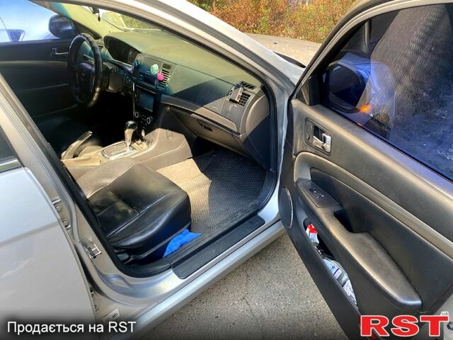 Серый Шевроле Эпика, объемом двигателя 2.5 л и пробегом 100 тыс. км за 3950 $, фото 4 на Automoto.ua