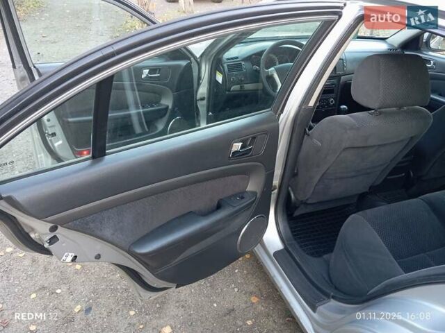 Серый Шевроле Эпика, объемом двигателя 2 л и пробегом 325 тыс. км за 3500 $, фото 12 на Automoto.ua