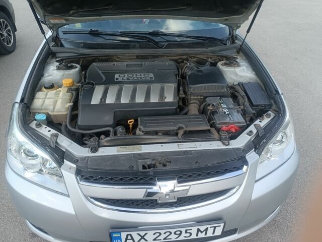 Серый Шевроле Эпика, объемом двигателя 2.5 л и пробегом 220 тыс. км за 5000 $, фото 6 на Automoto.ua