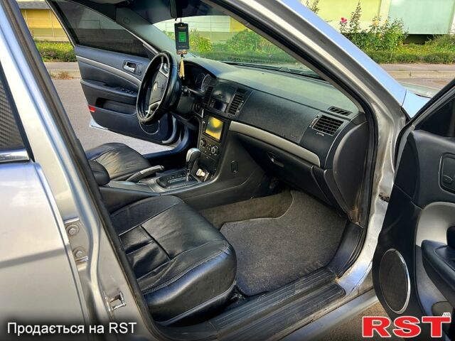 Серый Шевроле Эпика, объемом двигателя 2.5 л и пробегом 270 тыс. км за 2999 $, фото 6 на Automoto.ua