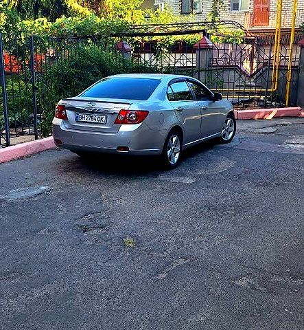 Серый Шевроле Эпика, объемом двигателя 2.5 л и пробегом 153 тыс. км за 5500 $, фото 6 на Automoto.ua